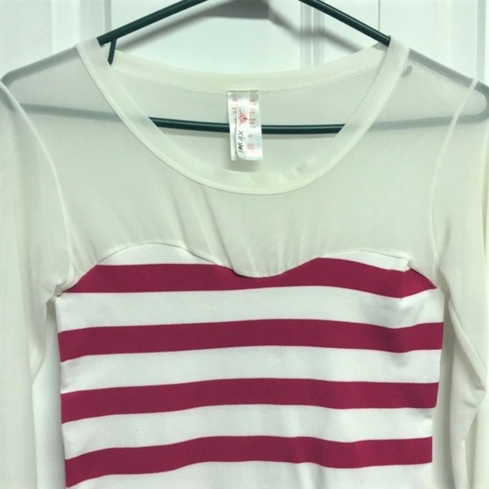 Xinki Blouse Jr Size XS net sleeves & shoulders - Picture 2 of 5